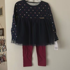 Carters 2 piece set never worn.